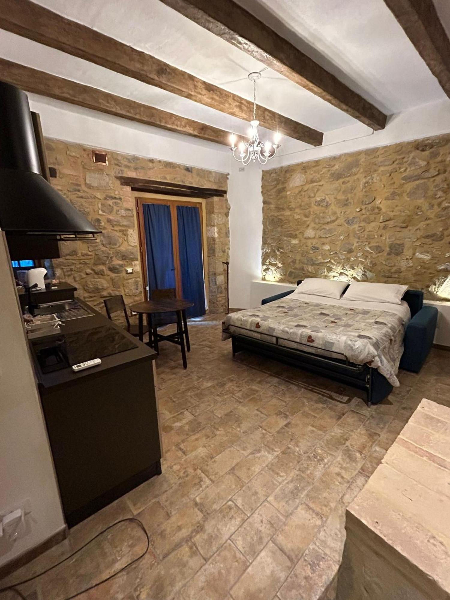 Castelnuovo dellʼAbateBorgo Di Mezzoアパートメント エクステリア 写真
